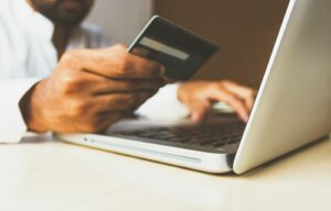 PRIVACY-E-COMMERCE